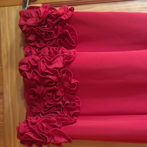 Donna Ricco Red Ruffle Hem Mini Dress - Picture 4 of 5